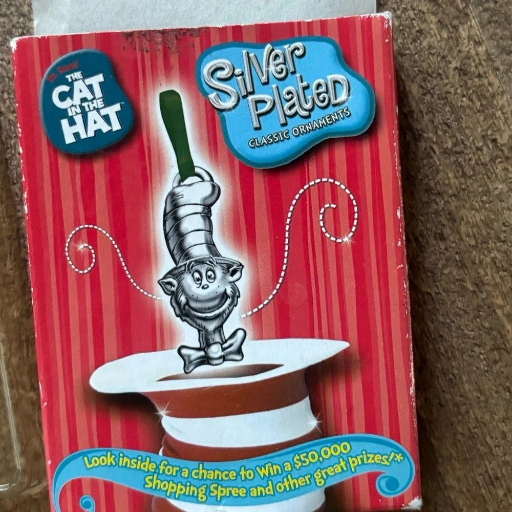 The Cat in the Hat Classic Christmas Ornament